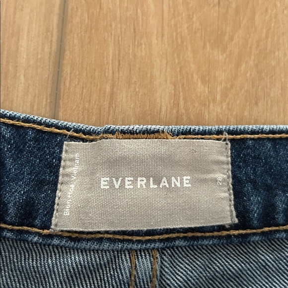 EVERLANE Relaxed Short - 100% Cotton Denim - Picture 2 of 9